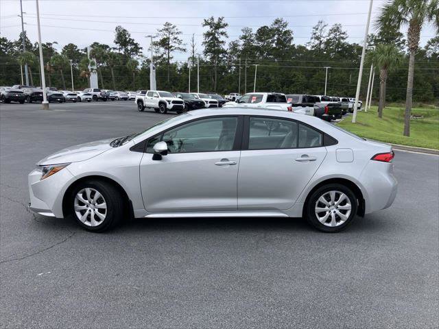 Certified 2026 Toyota Corolla LE FWD image 2