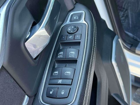 Used 2022 RAM 2500 Laramie AWD/4WD image 13