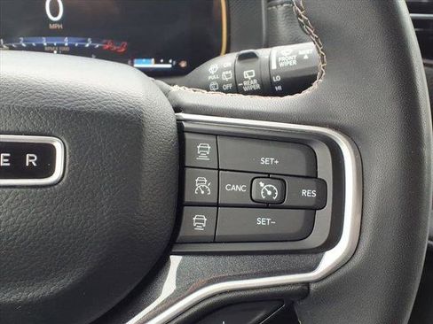 Used 2022 Jeep Wagoneer Series I w/ Convenience Group I image 17