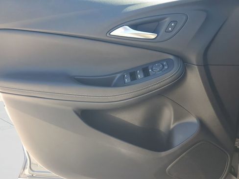 Used 2025 Buick Encore GX Preferred FWD image 18