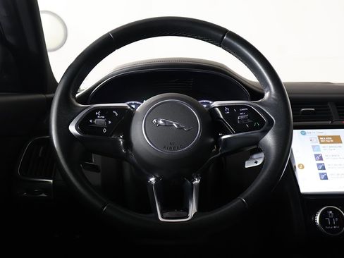 Used 2022 Jaguar E-PACE SE image 38