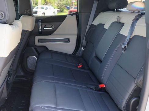 New 2026 GMC Hummer EV SUV image 19