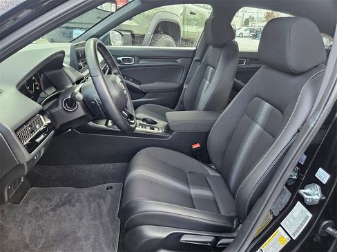 Used 2025 Honda Civic Sport image 14
