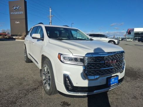 Used 2021 GMC Acadia Denali w/ Denali Ultimate Package image 3