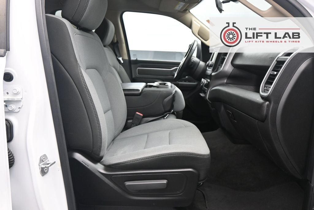 Used 2020 RAM 1500 Big Horn AWD/4WD image 11