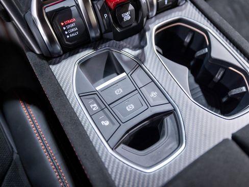 Used 2023 Lamborghini Urus Performante image 51