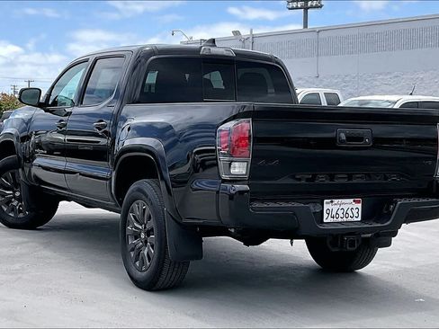 Used 2023 Toyota Tacoma Limited w/ Nightshade Package AWD/4WD image 4