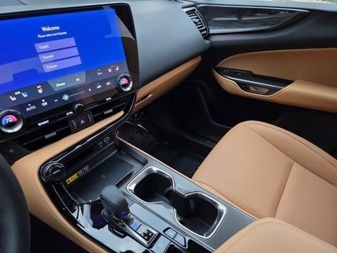 Used 2026 Lexus NX 350 AWD w/ Accessory Package (2T) image 33