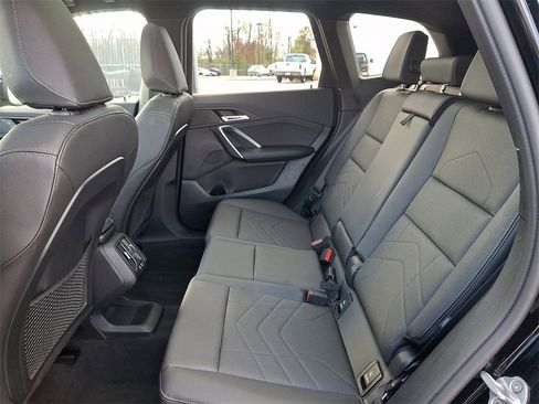 Used 2023 BMW X1 xDrive28i image 14