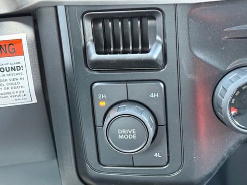 New 2025 Ford F550 4x4 Regular Cab Super Duty image 27