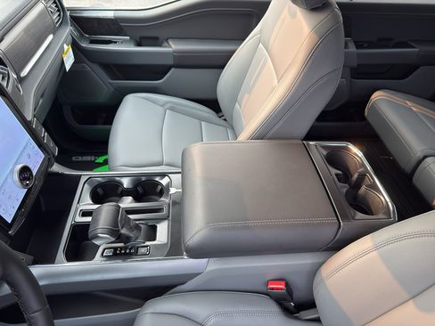 New 2025 Ford F150 Lightning Flash image 33