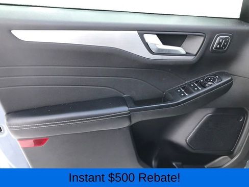 Used 2023 Ford Escape Platinum image 15