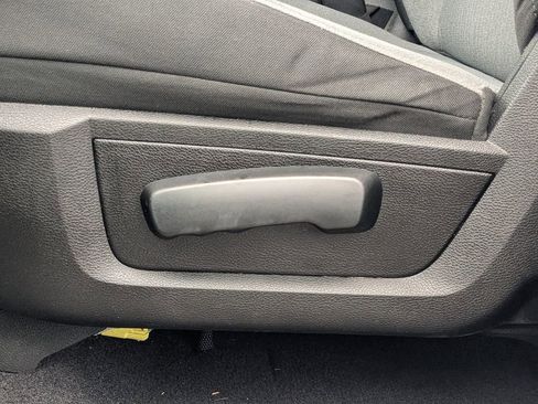 Used 2024 RAM 1500 Classic SLT image 20