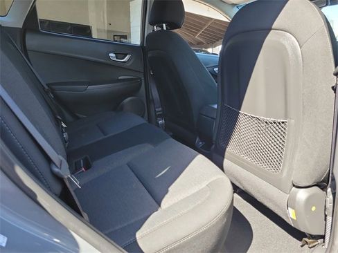 Used 2023 Hyundai Kona SE w/ Cargo Package image 22