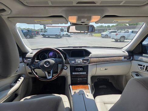 Used 2014 Mercedes-Benz E 350 Sedan image 11