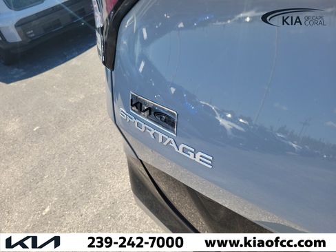 Certified 2023 Kia Sportage SX FWD image 11