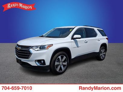 Used 2021 Chevrolet Traverse LT w/ LT Premium Package
