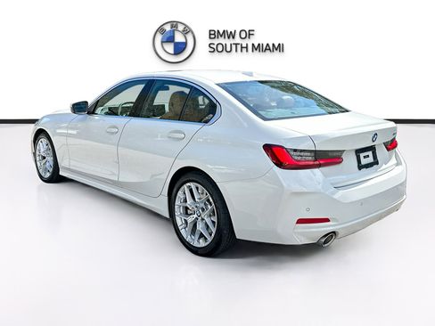 Certified 2025 BMW 330i Sedan w/ M Sport Package image 5