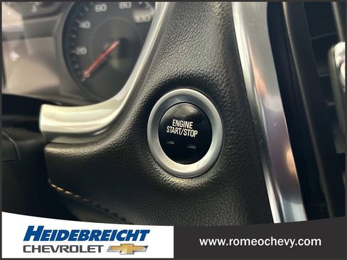 Used 2021 Chevrolet Traverse LS FWD image 27