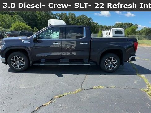 Certified 2022 GMC Sierra 1500 SLT w/ SLT Premium Plus Package image 6