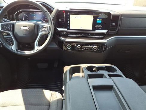 Certified 2023 Chevrolet Silverado 1500 LT AWD/4WD image 12