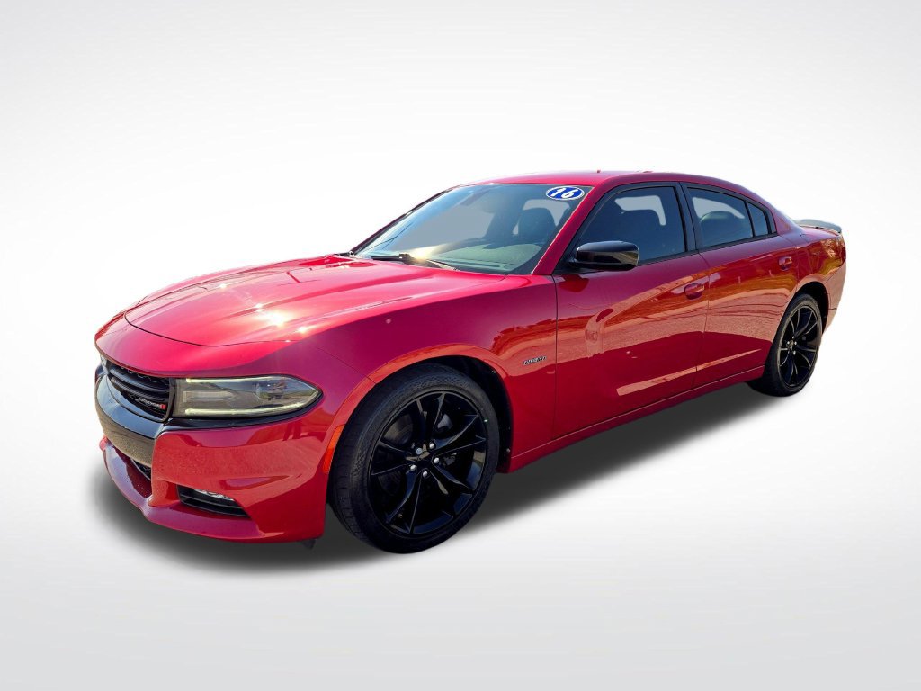 Used 2016 Dodge Charger R/T w/ Plus Group RWD image 10