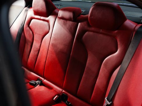 Used 2017 BMW M3 RWD image 35