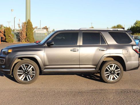 Used 2023 Toyota 4Runner Limited AWD/4WD image 8
