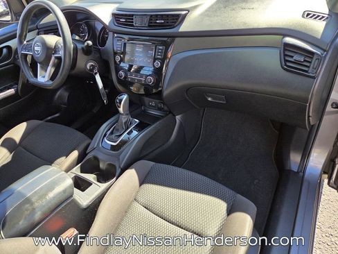 Used 2019 Nissan Rogue Sport S w/ Appearance Package image 17