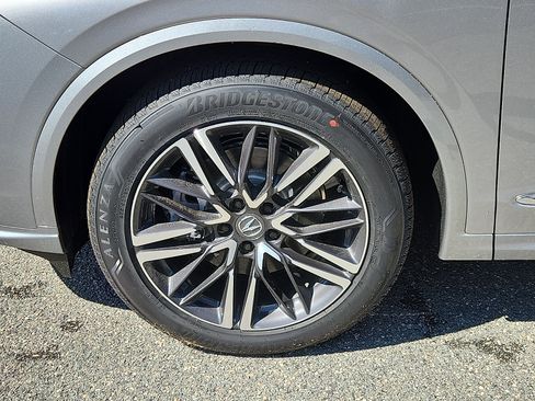 New 2026 Acura MDX w/ Advance Package AWD/4WD image 8
