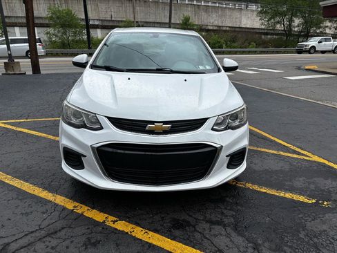 Used 2017 Chevrolet Sonic LT FWD image 2