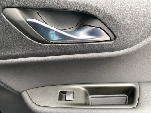 Used 2022 Chevrolet Blazer LT image 13