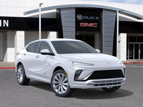 New 2026 Buick Envista Avenir image 2
