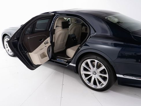 Used 2020 Bentley Flying Spur W12 AWD/4WD image 20