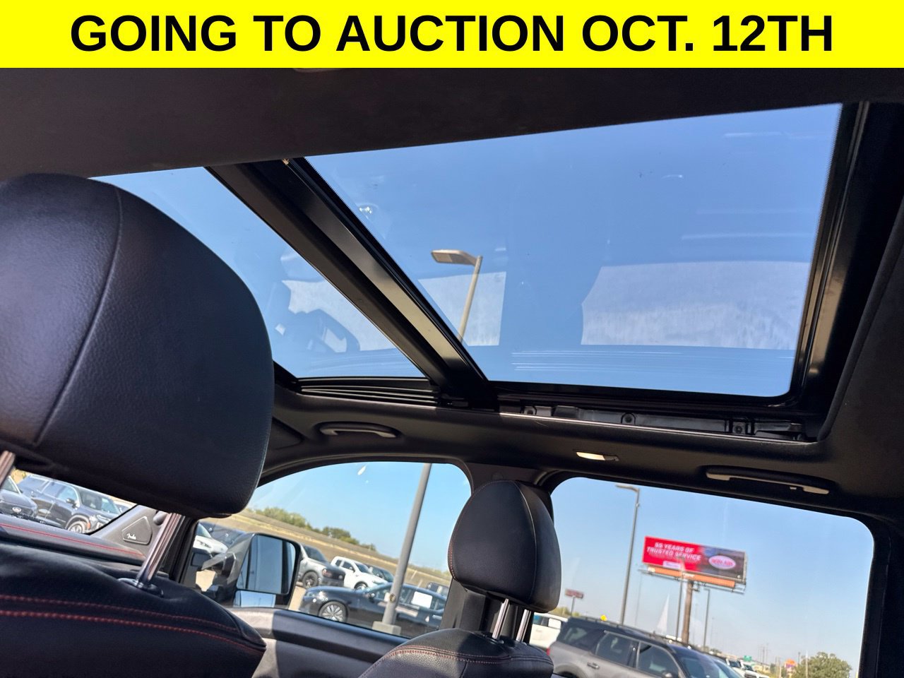 Used 2024 Nissan Titan PRO-4X w/ Pro-4x Convenience Package AWD/4WD image 14