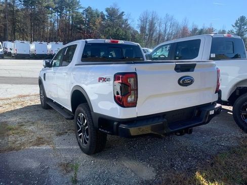 New 2025 Ford Ranger Lariat w/ FX4 Off-Road Package image 18