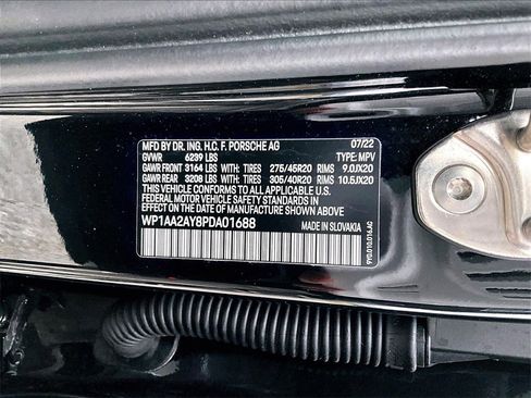 Used 2023 Porsche Cayenne image 26