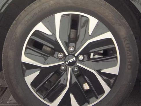 Certified 2024 Kia EV6 Wind w/ Wind Technology Package AWD/4WD image 11