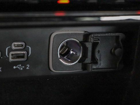 Used 2022 Jeep Grand Cherokee Limited image 21