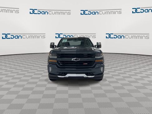 Used 2018 Chevrolet Silverado 1500 LT w/ All Star Edition image 3