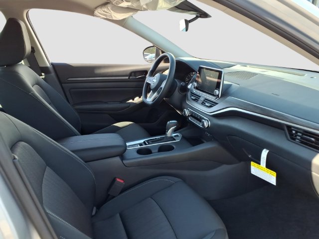 Used 2026 Nissan Altima 2.5 SV AWD/4WD image 16