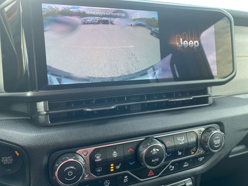New 2025 Jeep Wrangler Unlimited Sport AWD/4WD image 31
