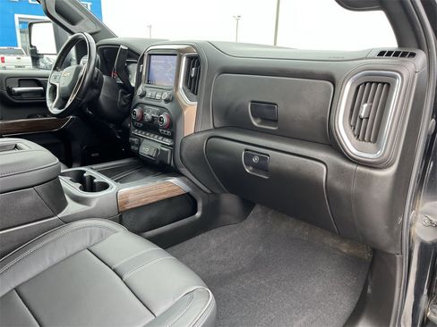 Certified 2022 Chevrolet Silverado 3500 High Country w/ Z71 Off-Road Package image 30