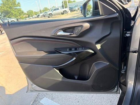 New 2026 Chevrolet Trax RS w/ Sunroof Package FWD image 28