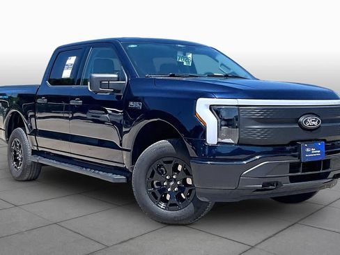 Certified 2025 Ford F150 Lightning XLT AWD/4WD image 2