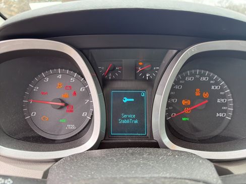 Used 2014 Chevrolet Equinox LS image 11