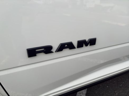 Used 2023 RAM 2500 Limited AWD/4WD image 5
