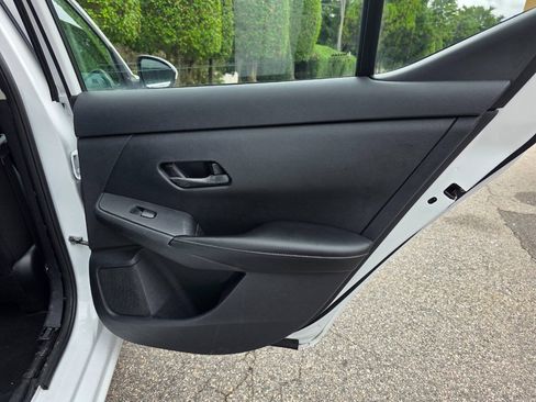 Used 2024 Nissan Sentra S FWD image 25