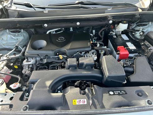 Certified 2022 Toyota RAV4 XLE w/ Convenience Package image 30