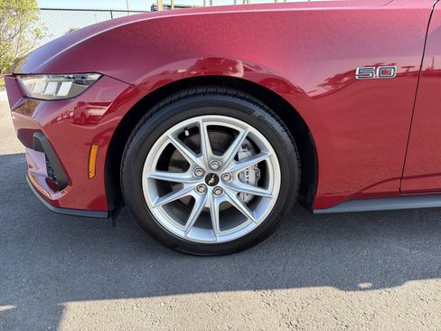 Used 2024 Ford Mustang GT Premium RWD image 28